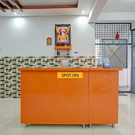Spot On Anugraha Residency Hotel Kumbalgod Exterior foto