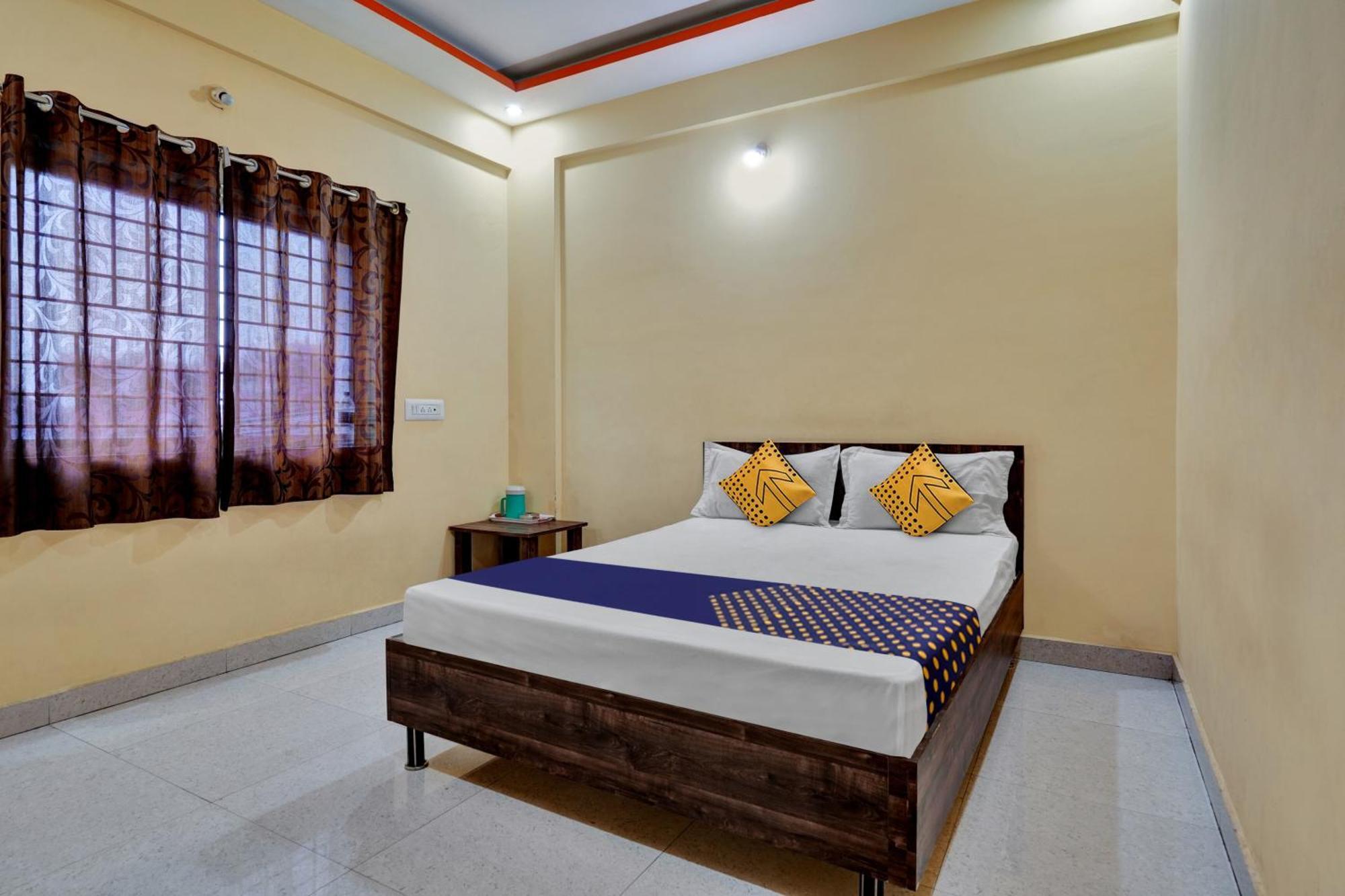 Spot On Anugraha Residency Hotel Kumbalgod Exterior foto