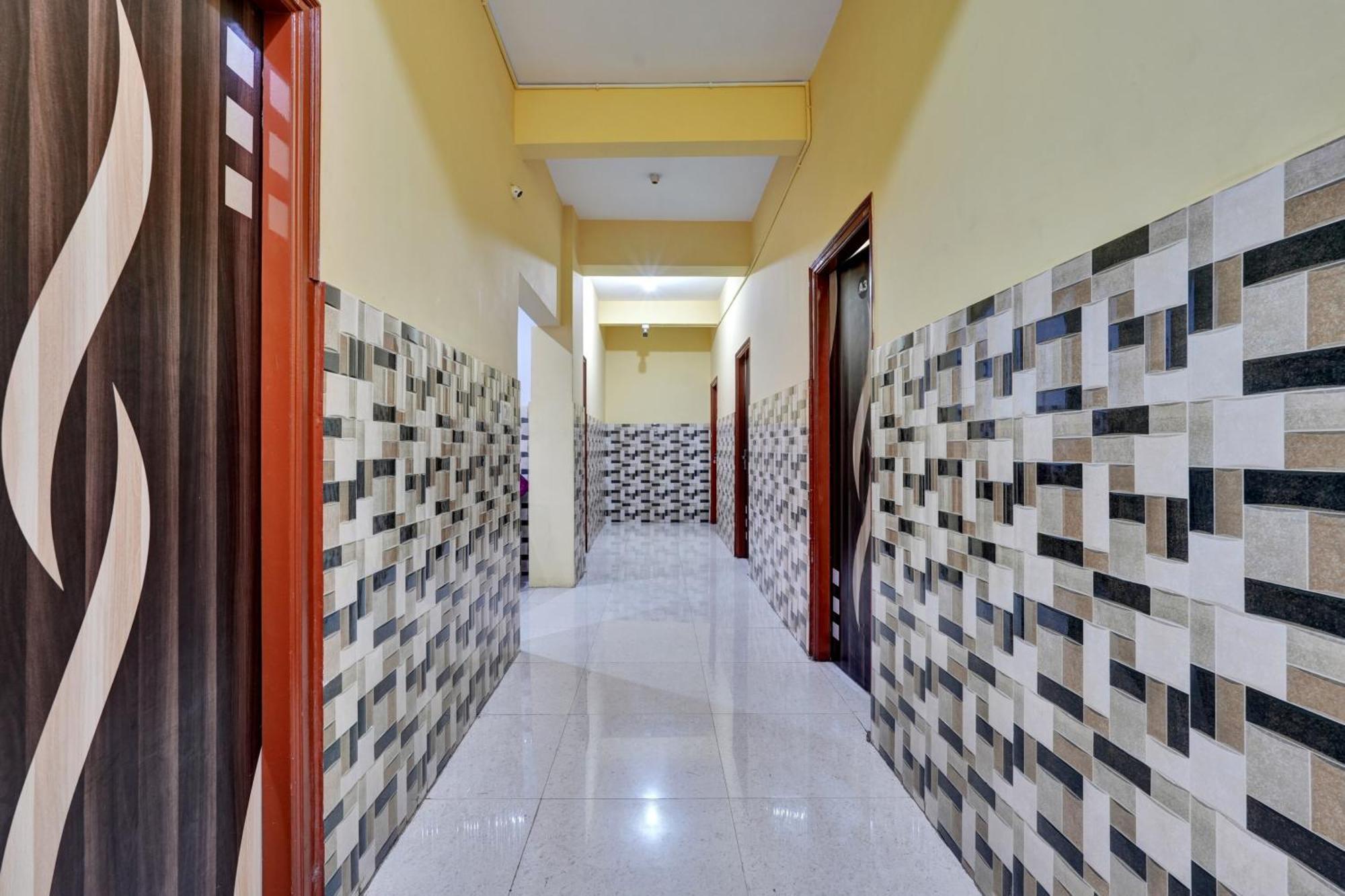 Spot On Anugraha Residency Hotel Kumbalgod Exterior foto