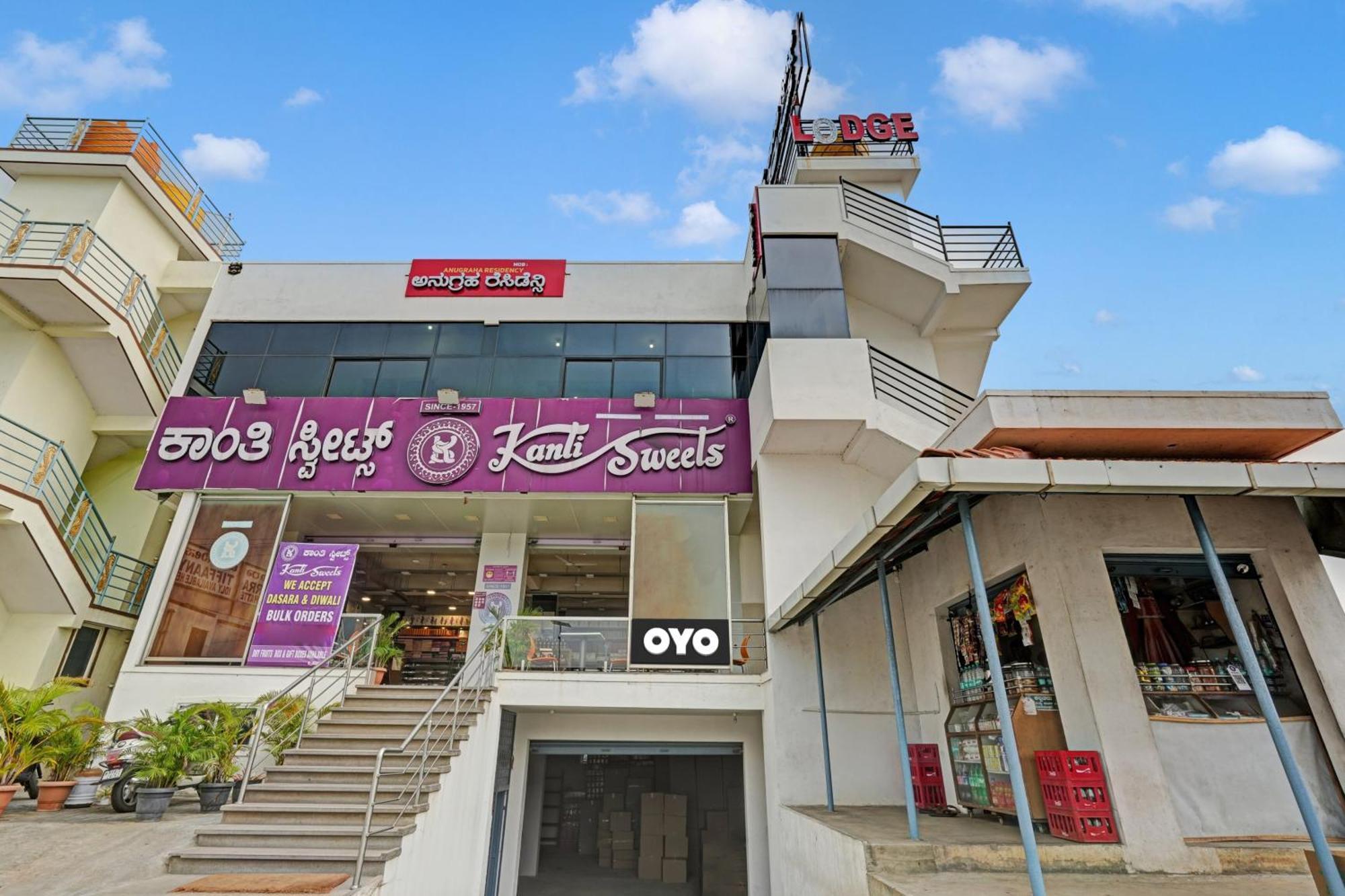 Spot On Anugraha Residency Hotel Kumbalgod Exterior foto