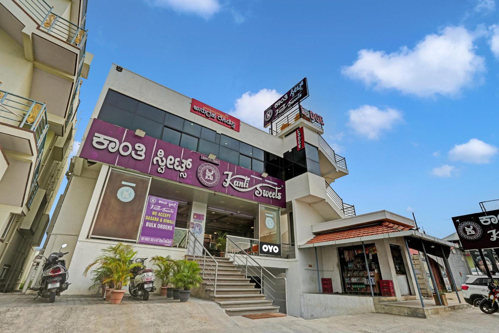 Spot On Anugraha Residency Hotel Kumbalgod Exterior foto