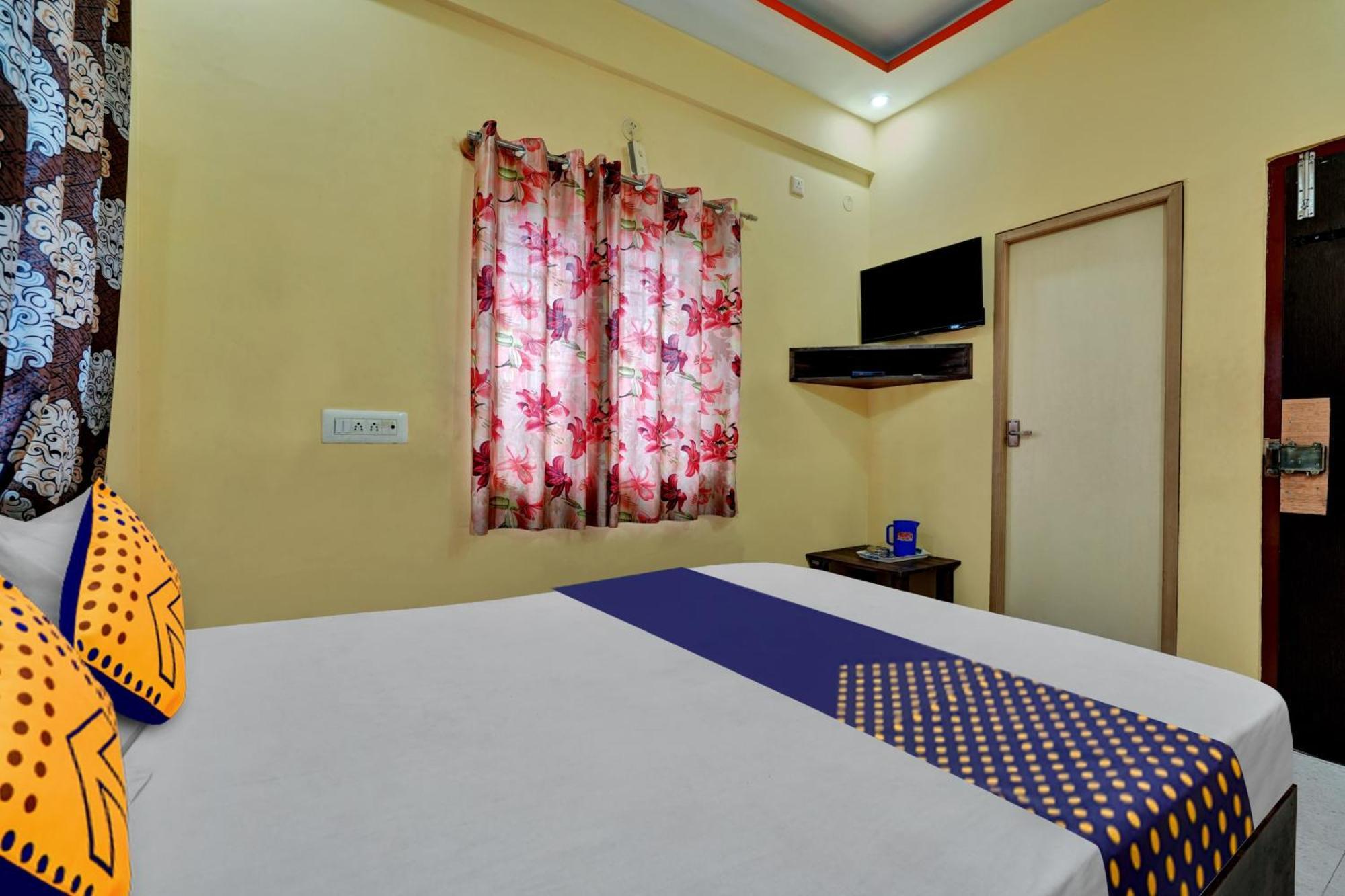 Spot On Anugraha Residency Hotel Kumbalgod Exterior foto