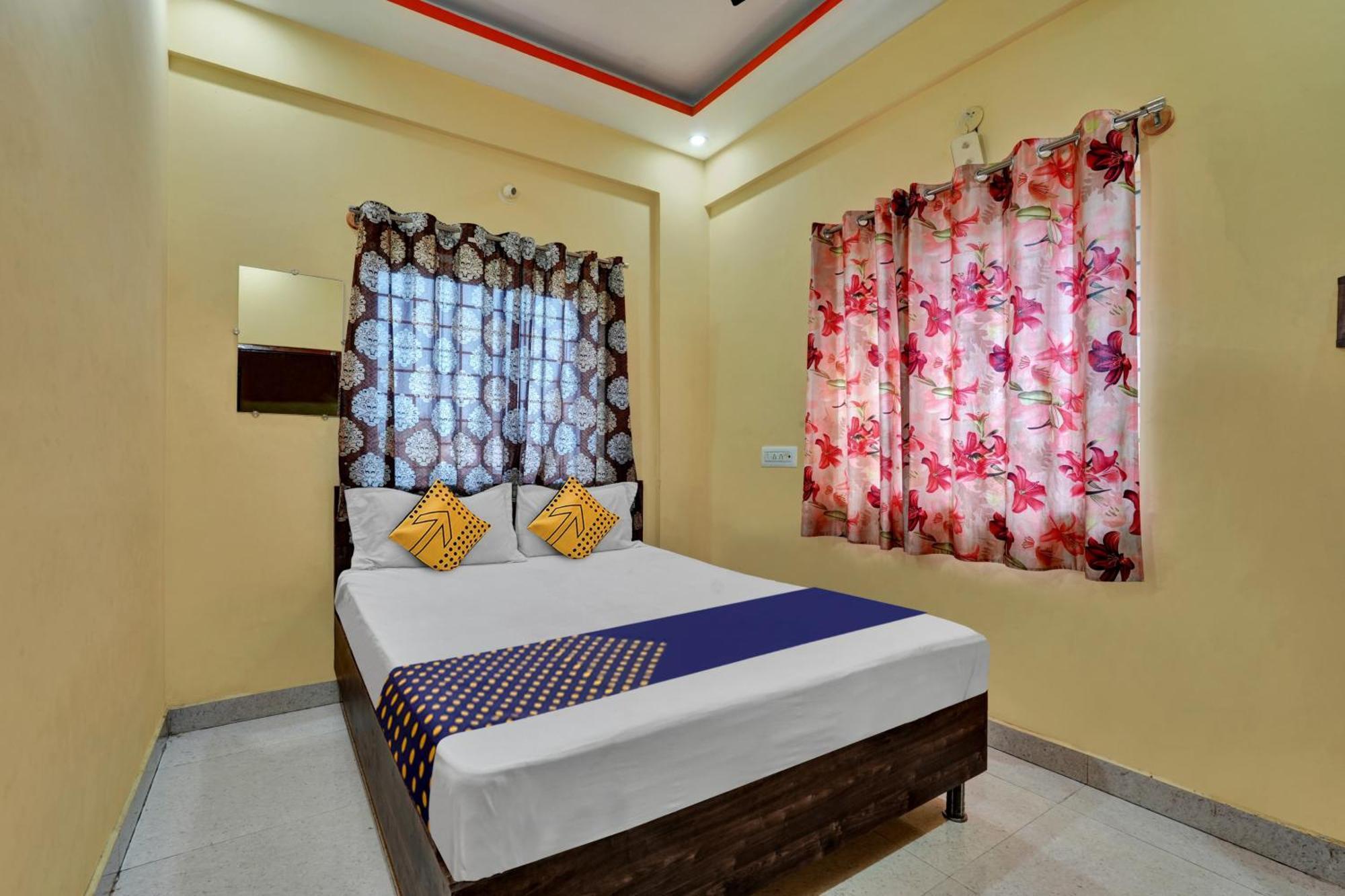 Spot On Anugraha Residency Hotel Kumbalgod Exterior foto